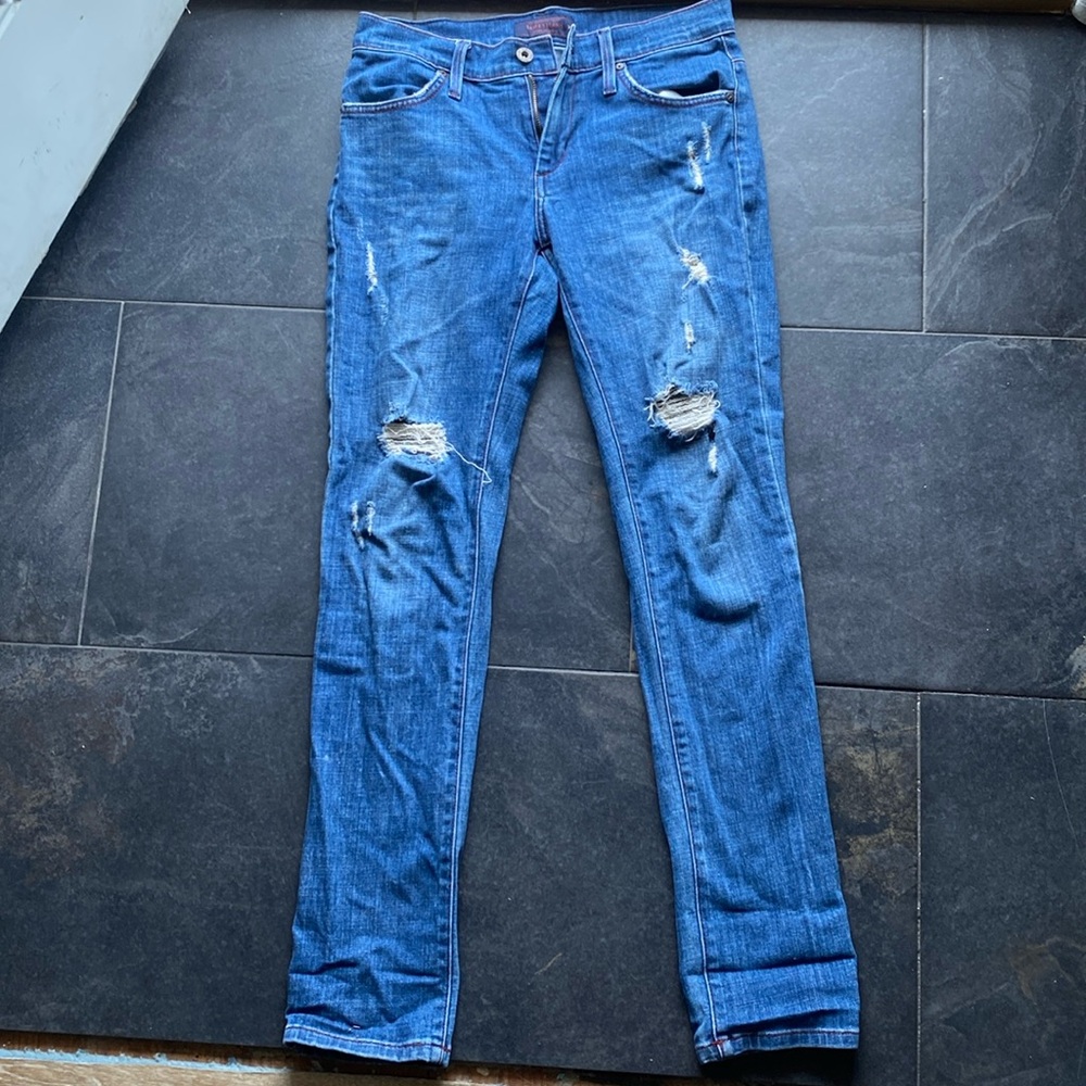 James Jeans Size 26 “Neo Beau”